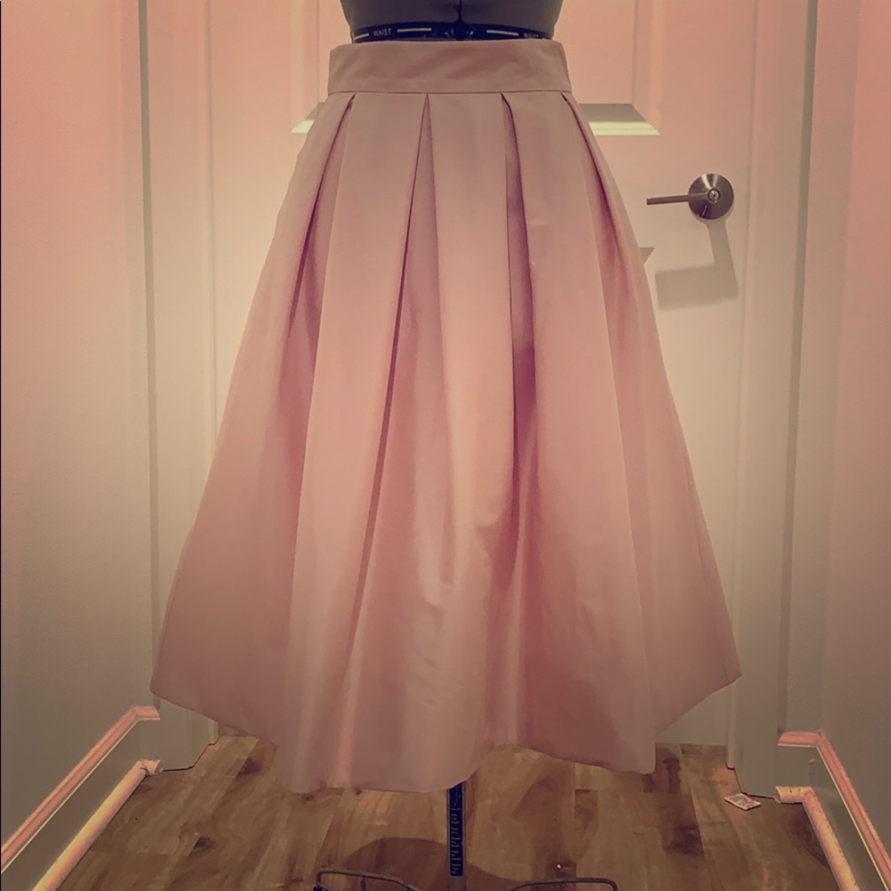 WHBM champagne shimmer flare skirt